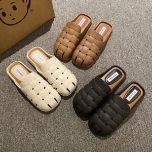 Bulksuki Wholesale Closed Toe Half Sandal for Women Casual Outdoor Flat Slippers Anti-Slip