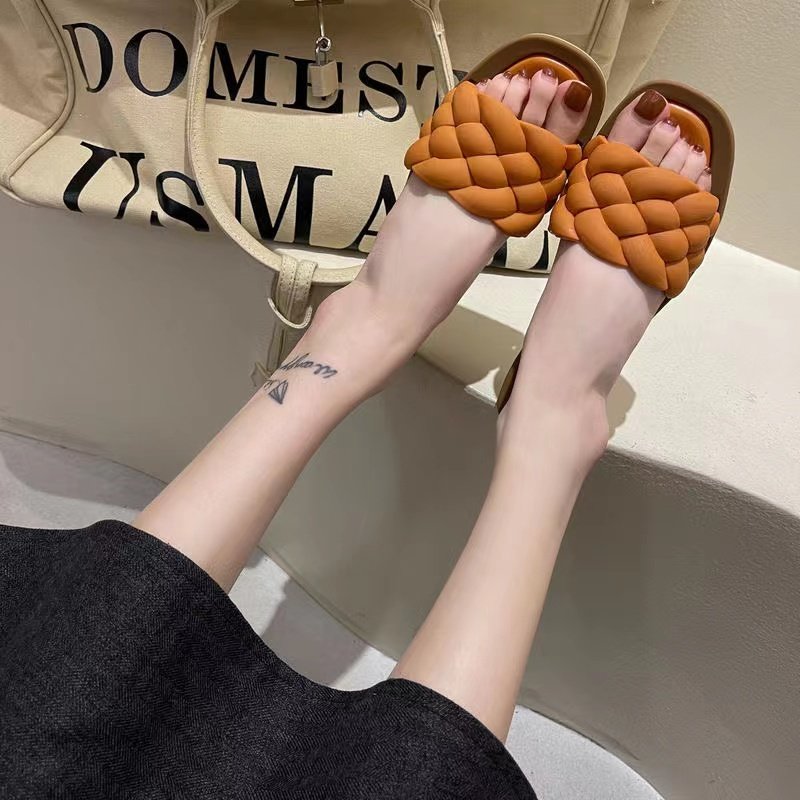 Bulksuki Wholesale 2021 NEW STYLE SANDALS SLIPPERS High quality Summer beach sliper FOR WOMEN'S #2131 - Image 3